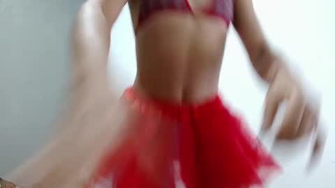 Snapshot of littlemia_777 chatting on February 22, 2025, 5:02 am Mia online show from February 22, 2025, 5:02 am