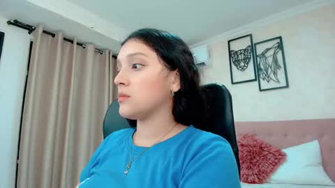 Sarahs Room online show from March 18, 2026, 12:25 am