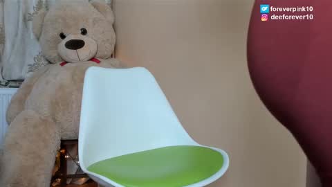 Snapshot of littlepinky77 chatting on March 8, 2025, 10:22 am Pinky online show from March 8, 2025, 10:22 am