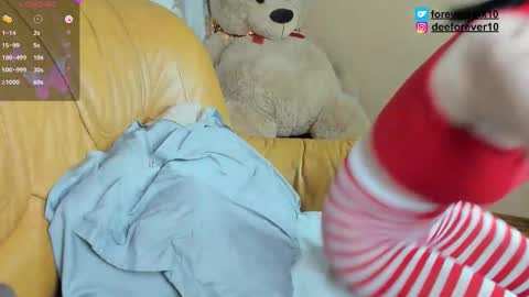 Snapshot of littlepinky77 chatting on September 20, 2025, 11:11 am Pinky online show from September 20, 2025, 11:11 am