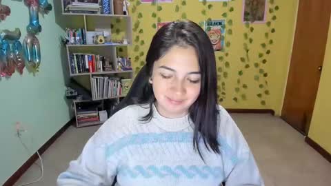 Snapshot of littleprety6969 chatting on March 10, 2025, 12:51 am Mia Wednesday to Sunday 730 am to 1030 am Colombian Hour D online show from March 10, 2025, 12:51 am