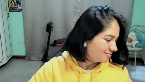 Snapshot of littleprety6969 chatting on September 17, 2025, 4:25 am Mia Wednesday to Sunday 730 am to 1030 am Colombian Hour D online show from September 17, 2025, 4:25 am