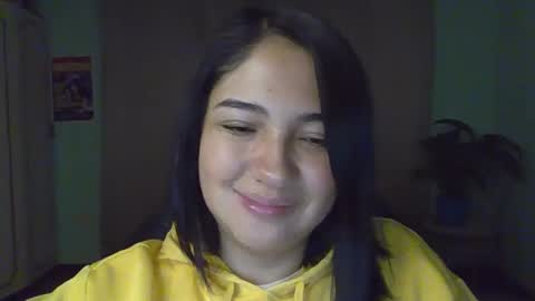 Snapshot of littleprety6969 chatting on October 4, 2025, 5:49 am Mia Wednesday to Sunday 730 am to 1030 am Colombian Hour D online show from October 4, 2025, 5:49 am