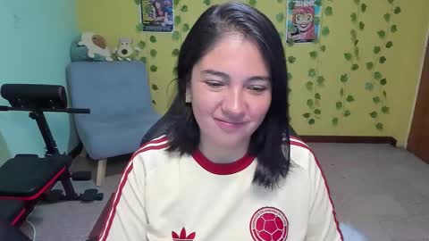 Snapshot of littleprety6969 chatting on November 16, 2025, 4:18 am Mia Wednesday to Sunday 730 am to 1030 am Colombian Hour D online show from November 16, 2025, 4:18 am