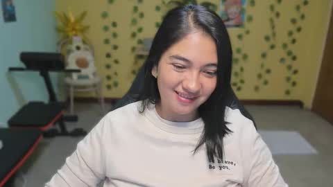 Snapshot of littleprety6969 chatting on January 15, 2026, 5:01 am Mia Wednesday to Sunday 730 am to 1030 am Colombian Hour D online show from January 15, 2026, 5:01 am