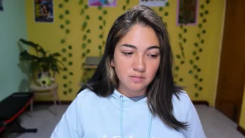 Snapshot of littleprety6969 chatting on March 16, 2026, 2:39 am Mia Wednesday to Sunday 730 am to 1030 am Colombian Hour D online show from March 16, 2026, 2:39 am