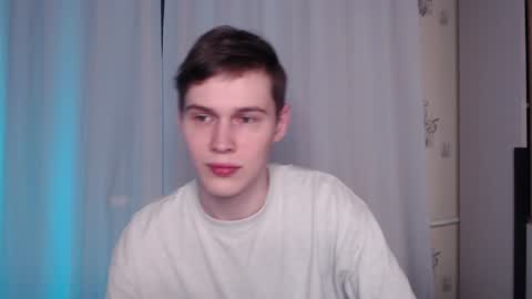 Snapshot of littlesadcabbage chatting on December 30, 2024, 2:09 am Sonnenschein online show from December 30, 2024, 2:09 am