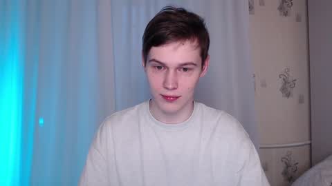 Snapshot of littlesadcabbage chatting on January 10, 2025, 1:20 pm Sonnenschein online show from January 10, 2025, 1:20 pm