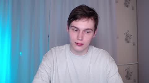 Snapshot of littlesadcabbage chatting on January 11, 2025, 6:45 am Sonnenschein online show from January 11, 2025, 6:45 am