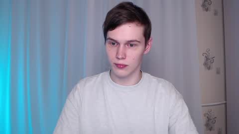 Snapshot of littlesadcabbage chatting on January 12, 2025, 10:33 pm Sonnenschein online show from January 12, 2025, 10:33 pm