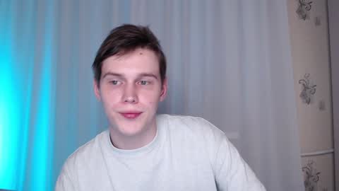 Snapshot of littlesadcabbage chatting on January 13, 2025, 1:34 am Sonnenschein online show from January 13, 2025, 1:34 am