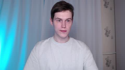 Snapshot of littlesadcabbage chatting on January 16, 2025, 12:55 am Sonnenschein online show from January 16, 2025, 12:55 am