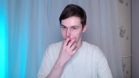 Snapshot of littlesadcabbage chatting on January 29, 2025, 8:04 pm Sonnenschein online show from January 29, 2025, 8:04 pm