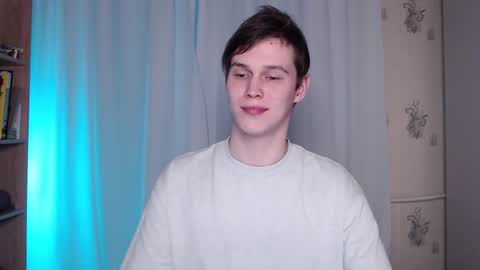 Snapshot of littlesadcabbage chatting on February 14, 2025, 1:23 am Sonnenschein online show from February 14, 2025, 1:23 am