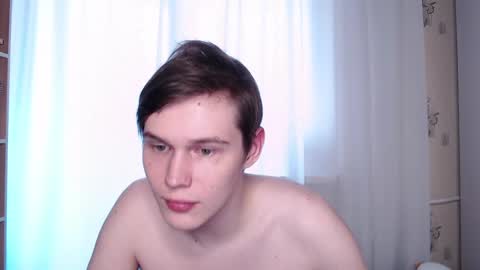 Snapshot of littlesadcabbage chatting on February 22, 2025, 7:56 am Sonnenschein online show from February 22, 2025, 7:56 am