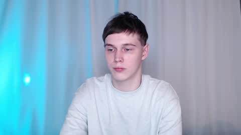 Snapshot of littlesadcabbage chatting on March 7, 2025, 10:21 pm Sonnenschein online show from March 7, 2025, 10:21 pm