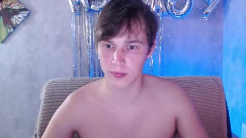 Snapshot of littlesadcabbage chatting on September 11, 2025, 12:44 am Sonnenschein online show from September 11, 2025, 12:44 am