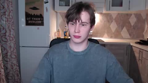 Snapshot of littlesadcabbage chatting on February 7, 2026, 9:29 pm Sonnenschein online show from February 7, 2026, 9:29 pm