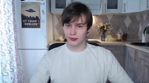 Snapshot of littlesadcabbage chatting on February 27, 2026, 10:04 am Sonnenschein online show from February 27, 2026, 10:04 am