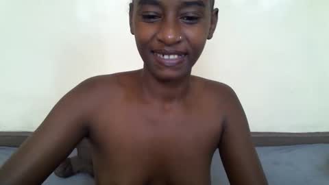 Snapshot of littlesandie chatting on January 10, 2025, 5:15 am littlesandie online show from January 10, 2025, 5:15 am