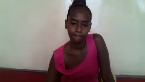 Snapshot of littlesandie chatting on November 20, 2025, 5:29 am littlesandie online show from November 20, 2025, 5:29 am