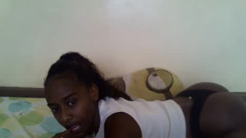 Snapshot of littlesandie chatting on December 4, 2025, 6:12 am littlesandie online show from December 4, 2025, 6:12 am