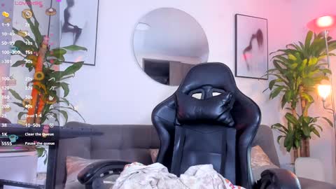 LITTLE SEXY RUBY online show from January 3, 2025, 1:47 pm