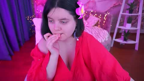 Masha  online show from December 4, 2025, 2:48 pm