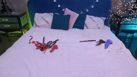 Snapshot of littleshyy chatting on May 4, 2026, 12:45 pm Masha online show from May 4, 2026, 12:45 pm