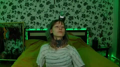 Niki  free tg channel with some photos gifs and info about streams  online show from October 20, 2025, 5:02 pm