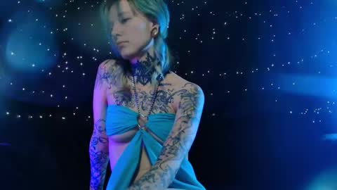 Niki  free tg channel with some photos gifs and info about streams  online show from December 22, 2025, 1:30 pm