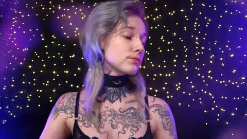 Niki  free tg channel with some photos gifs and info about streams  online show from February 11, 2026, 2:55 pm