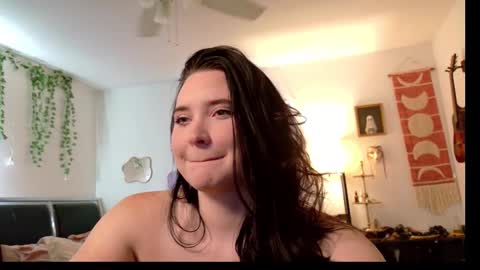 Snapshot of littlesub_e chatting on October 22, 2025, 12:49 pm Eliza online show from October 22, 2025, 12:49 pm