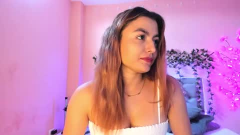 Snapshot of littletammy4u_ chatting on September 11, 2025, 1:22 pm tammy online show from September 11, 2025, 1:22 pm