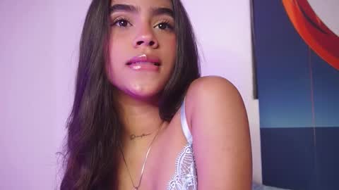 Snapshot of littletammy_ chatting on November 30, 2025, 2:43 pm littletammy_ online show from November 30, 2025, 2:43 pm