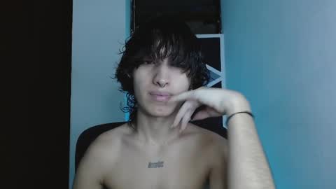 Snapshot of littlextrem chatting on May 27, 2026, 2:52 am Eros online show from May 27, 2026, 2:52 am