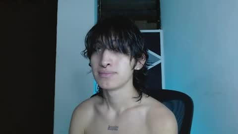 Snapshot of littlextrem chatting on June 3, 2026, 2:58 am Eros online show from June 3, 2026, 2:58 am