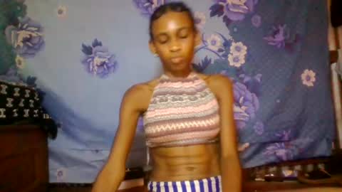 Snapshot of littleyanah chatting on June 27, 2026, 10:20 am yanah online show from June 27, 2026, 10:20 am