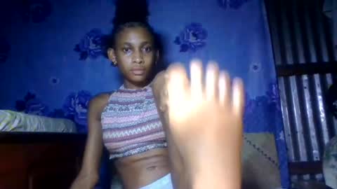 Snapshot of littleyanah chatting on July 12, 2026, 7:38 pm yanah online show from July 12, 2026, 7:38 pm