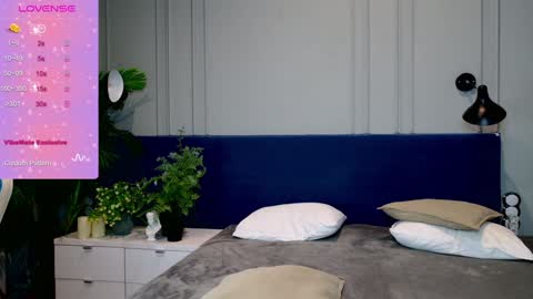 Snapshot of liv_fay chatting on January 17, 2025, 12:42 pm Liv 3 online show from January 17, 2025, 12:42 pm