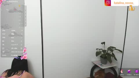 Snapshot of liv_rosse chatting on June 10, 2026, 2:01 am Katalina Novoa. online show from June 10, 2026, 2:01 am
