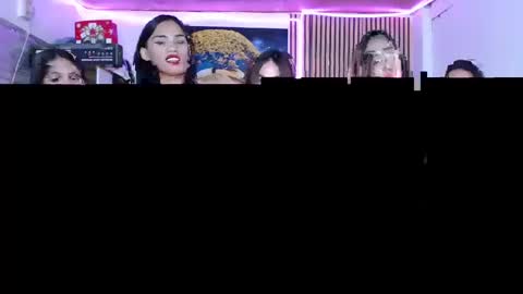 Snapshot of livefuckers_dual chatting on February 6, 2025, 2:04 pm via kyle keva medusa dana online show from February 6, 2025, 2:04 pm