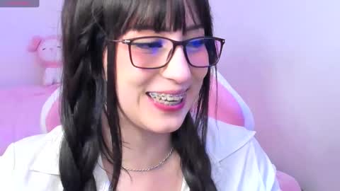 Snapshot of livemakio chatting on December 23, 2025, 6:00 am Liz online show from December 23, 2025, 6:00 am