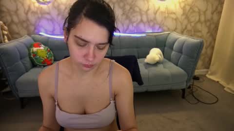 liviashy online show from January 11, 2026, 8:14 pm