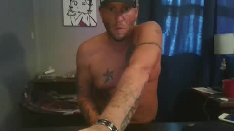 livingpuddle online show from February 1, 2025, 7:55 pm