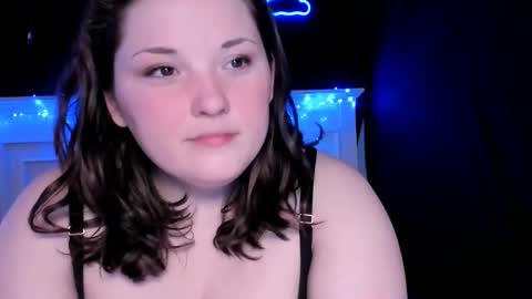 Snapshot of livinsubspace chatting on December 22, 2024, 6:06 am Liv online show from December 22, 2024, 6:06 am