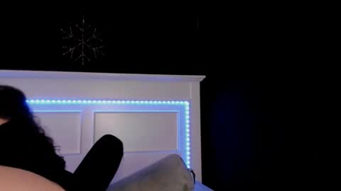 Snapshot of livinsubspace chatting on November 22, 2025, 11:15 pm Liv online show from November 22, 2025, 11:15 pm