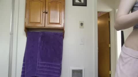 Liv Mirage online show from October 9, 2025, 9:13 pm