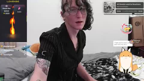 Livolio online show from November 27, 2025, 3:14 pm