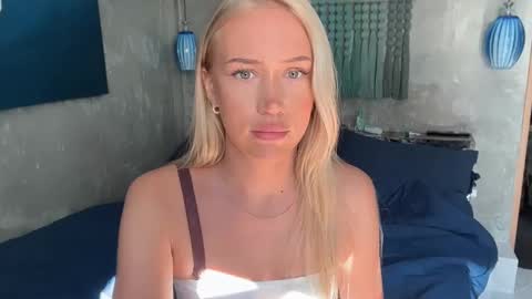 olivia online show from March 17, 2026, 1:10 am